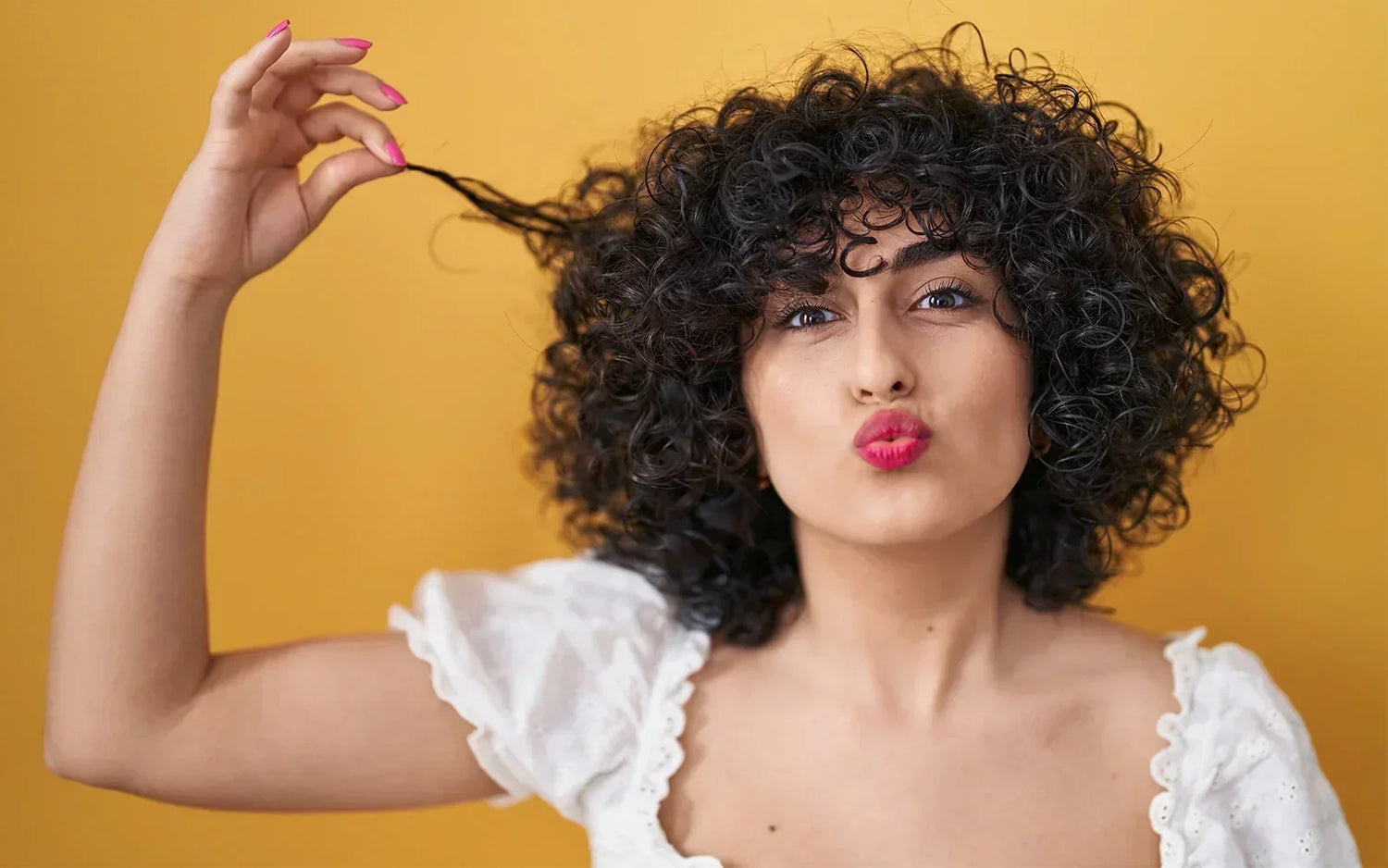 Curly Hair Care in 2027: The Ultimate Guide to Embracing Your Curls